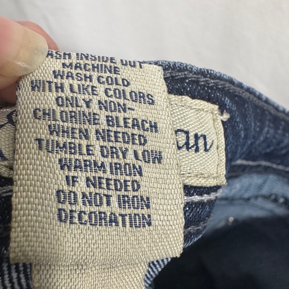 Earl Jeans Shorts Womens Size 16W Blue Denim Summer Vacation Mid Thigh - Picture 3 of 10